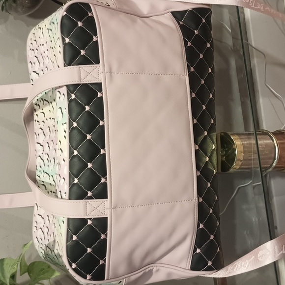 Betsey Johnson Travel Or Carry-on Bag - Picture 11 of 13